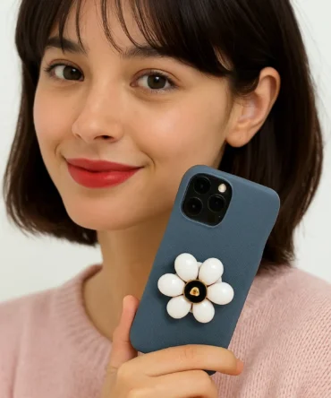 CoverVilla Flower iPhone Case Elegant White Floral Design - Blue, iPhone 13 Pro